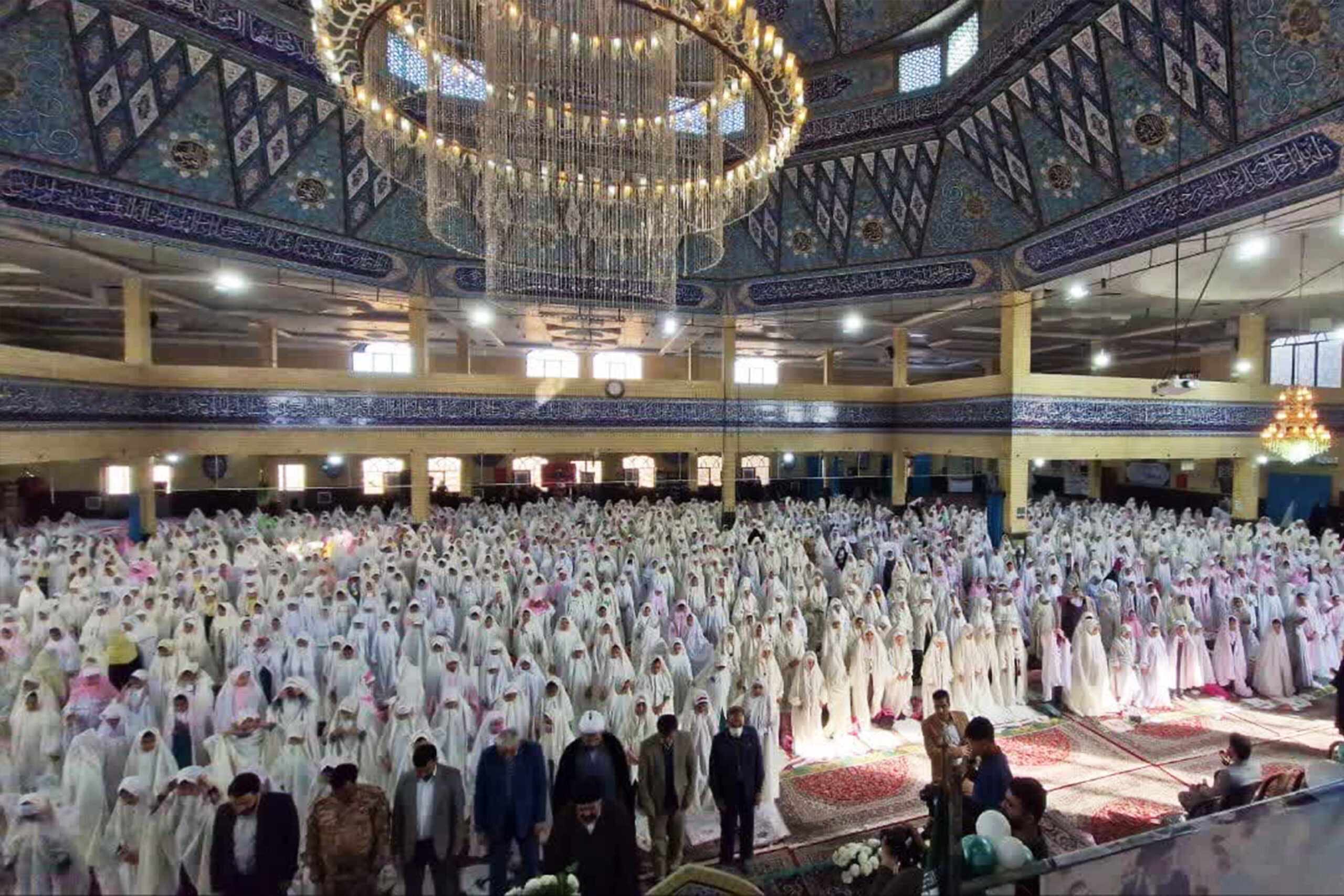 مراسم جشن عبادت 1600 دانش آموز دختر ناحیه یک آموزش و پرورش شهرستان بهارستان