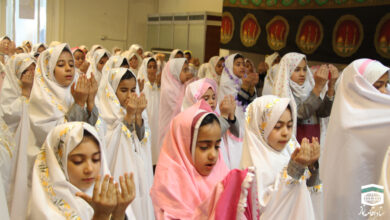 جشن عبادت دانش آموزان دبستان حضرت مریم شهرستان اسلامشهر در موزه رضا عباسی