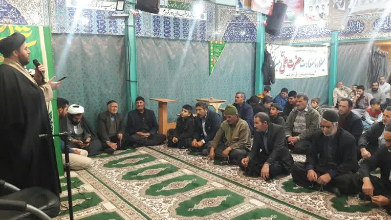 برگزاری محفل شب شعر نماز در چهارمحال و بختیاری