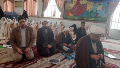 حضور امام جمعه موقت شهرستان میبد در دبستان دخترانه نفیسه