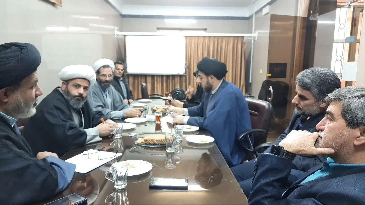 جلسه هیئت اندیشه ورز دبیران دستگاه ها و ادارات استان یزد