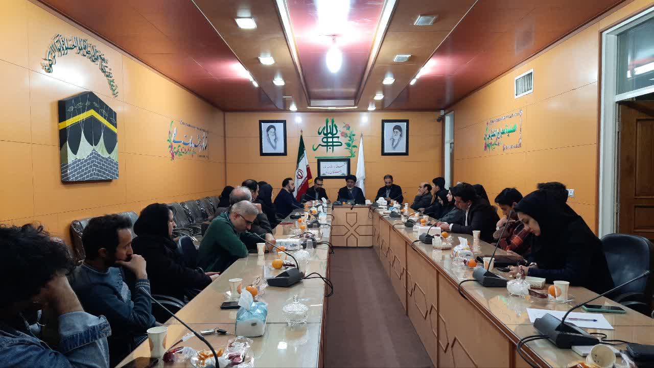 برگزاری جلسه هم اندیشی ستاد اقامه نماز استان یزد با اهالی سینما و هنرمندان
