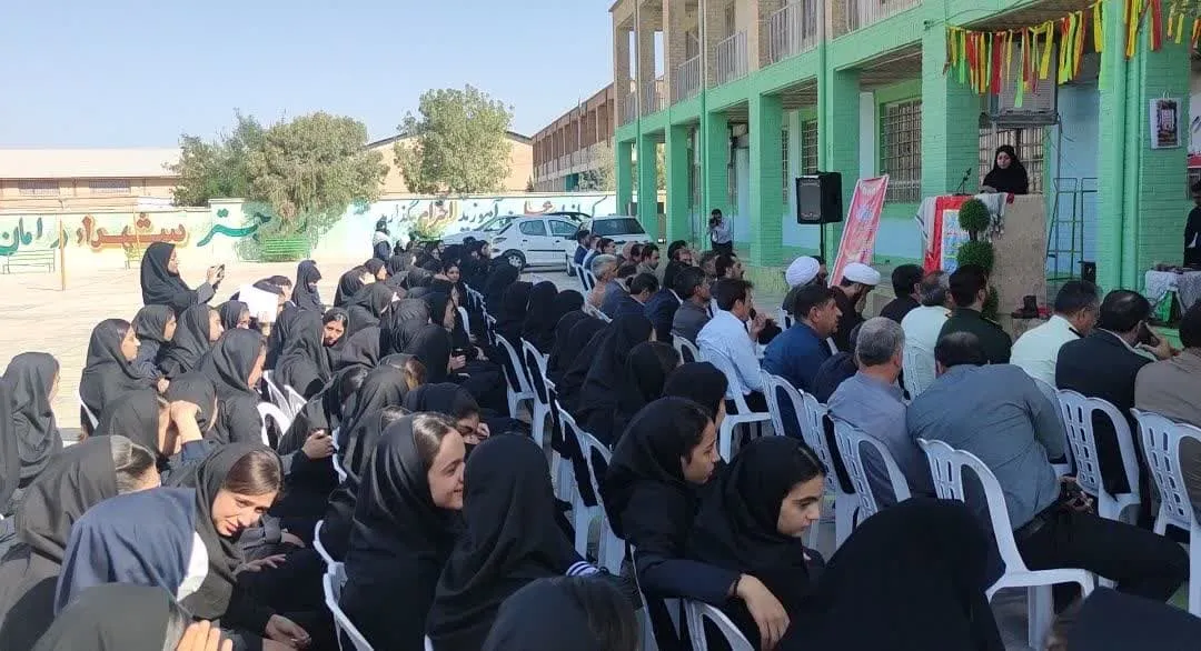 مهدیخانی مدیر آموزش و پرورش گیلانغرب اهم فعالیتهای حوزه نماز این مدیریت را تشریح نمود
