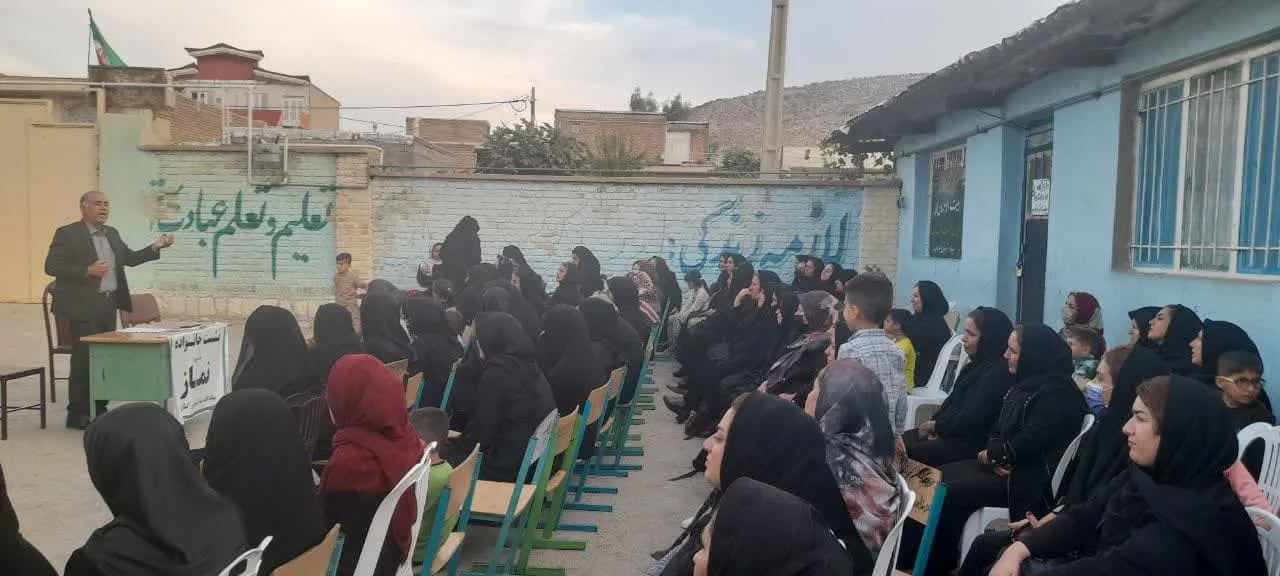 مهدیخانی مدیر آموزش و پرورش گیلانغرب اهم فعالیتهای حوزه نماز این مدیریت را تشریح نمود1111