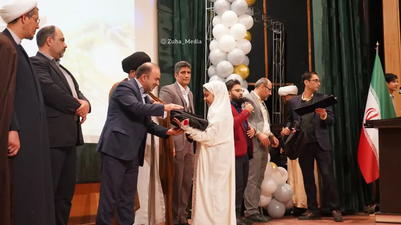 جشن تکلیف فرزندان کارکنان صنعت آب و برق قم برگزار شد