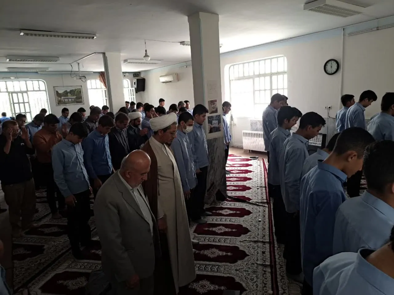 فعالیت های ستاد اقامه نماز/بازدید از نماز جماعت مدارس
