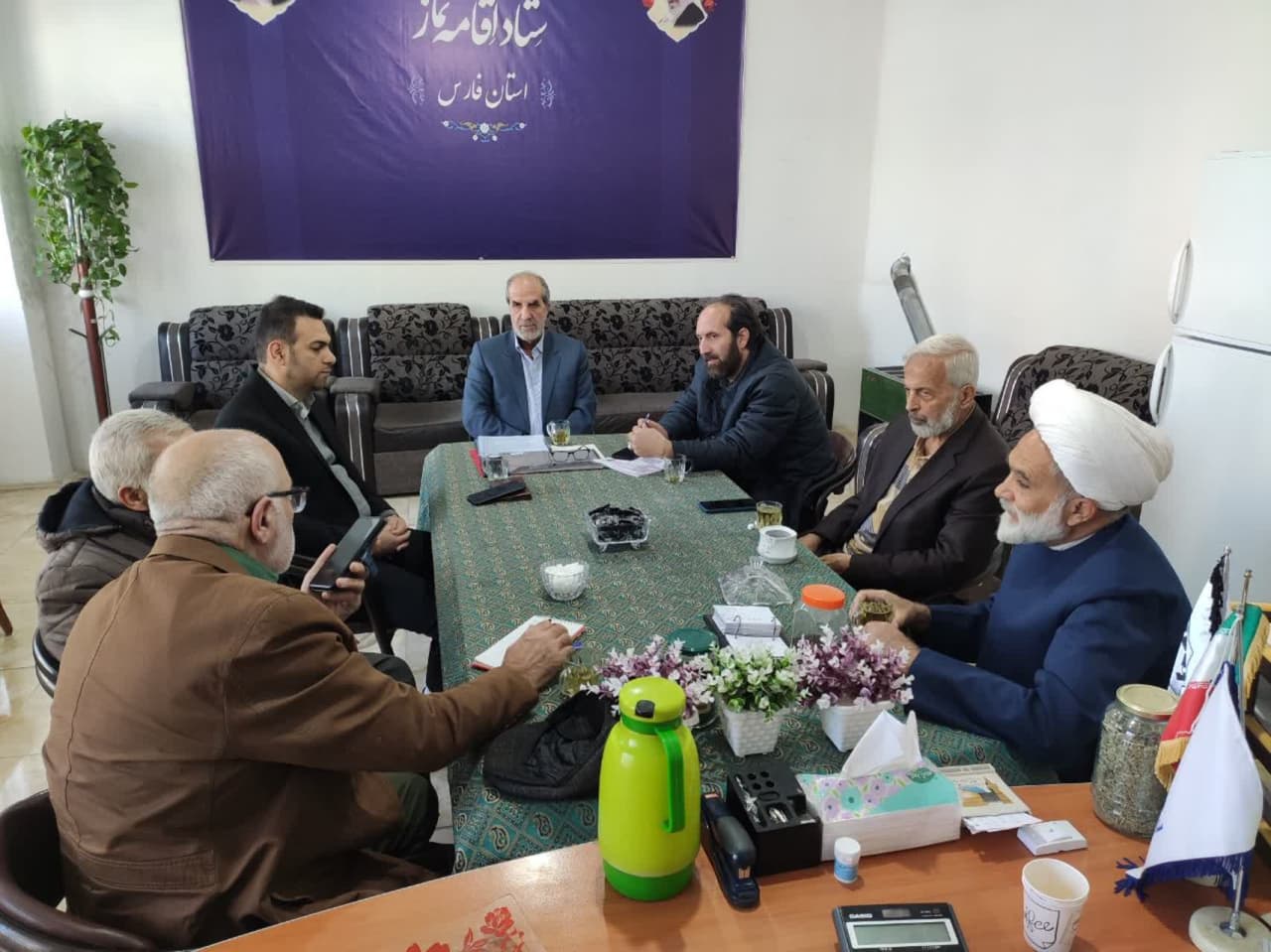 جلسه هیئت امنای مجتمع فارس