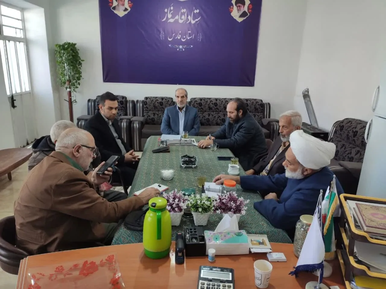 جلسه هیئت امنای مجتمع فارس