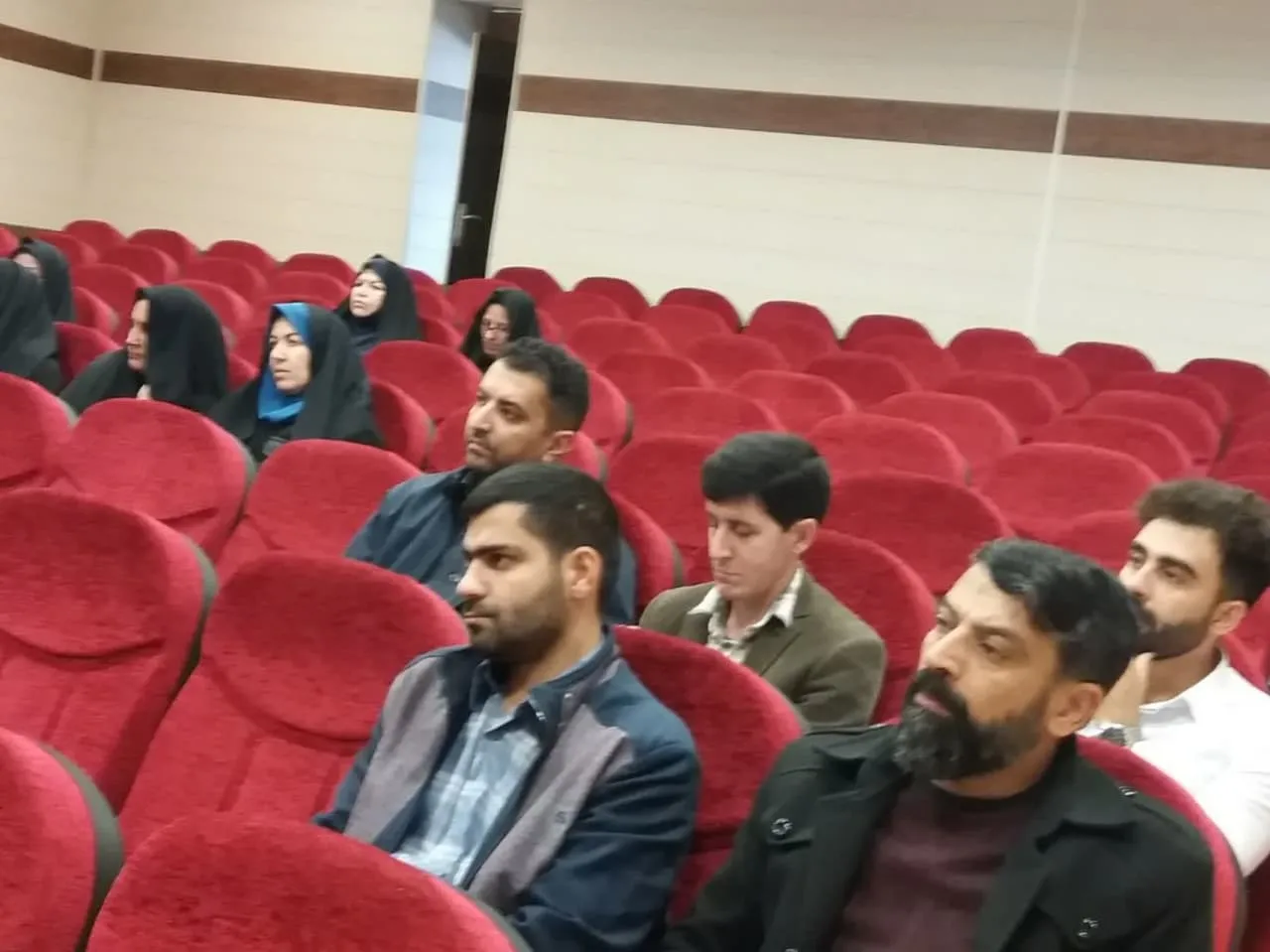 دوره ضمن خدمت آموزش و توسعه فرهنگ نماز ویژه فرهنگیان شهرستان ایوان برگزار شد