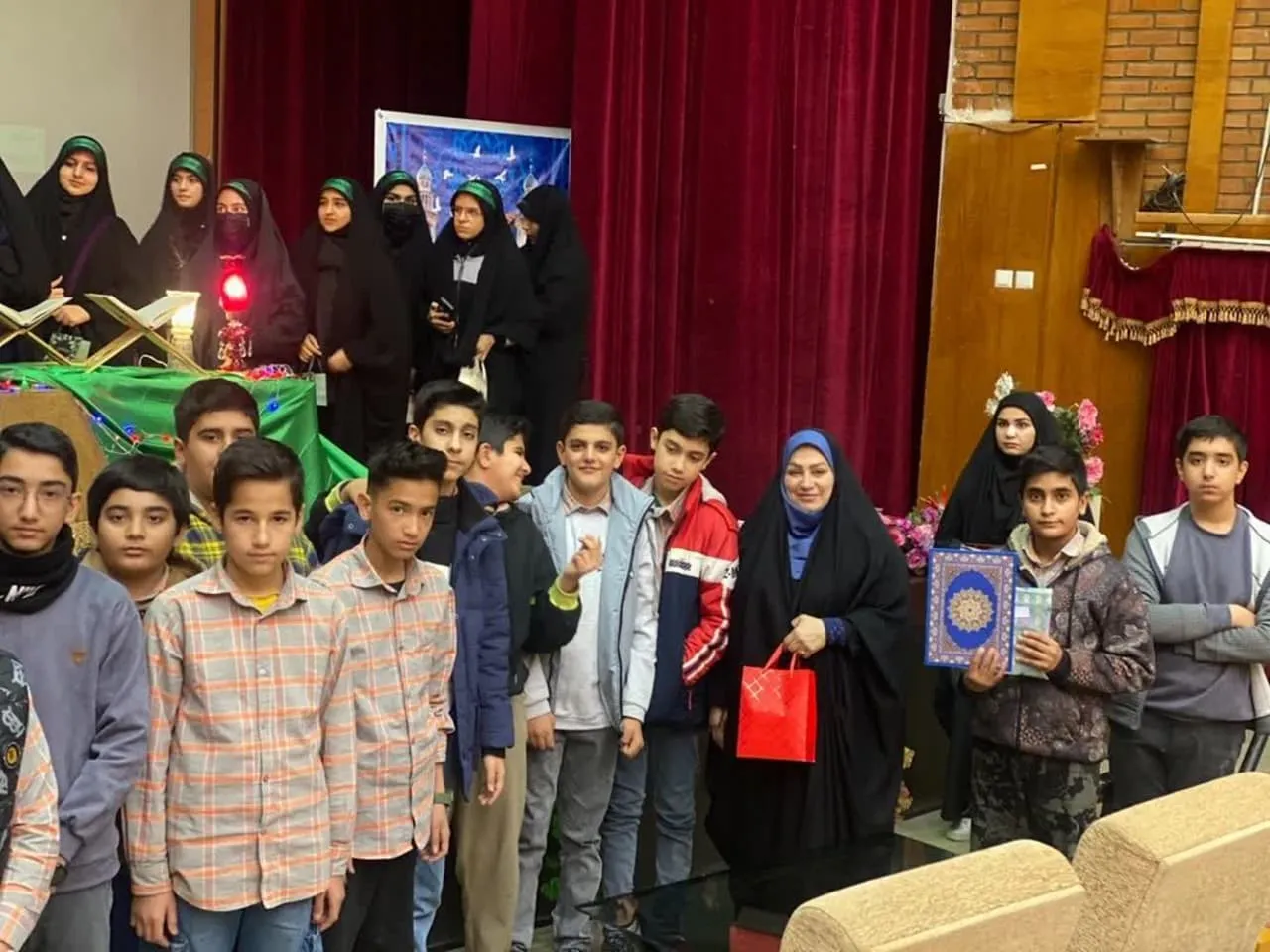 اجلاس دانش آموزی نماز ناحیه 3 کرمانشاه برگزار شد. -4