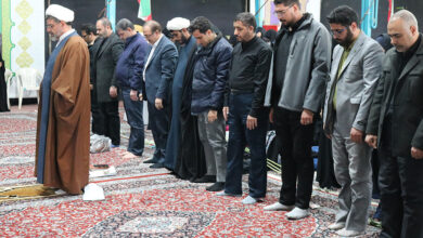 نماز وحدت بین دانش آموزان ناحیه دو آموزش و پرورش شهرستان اصفهان
