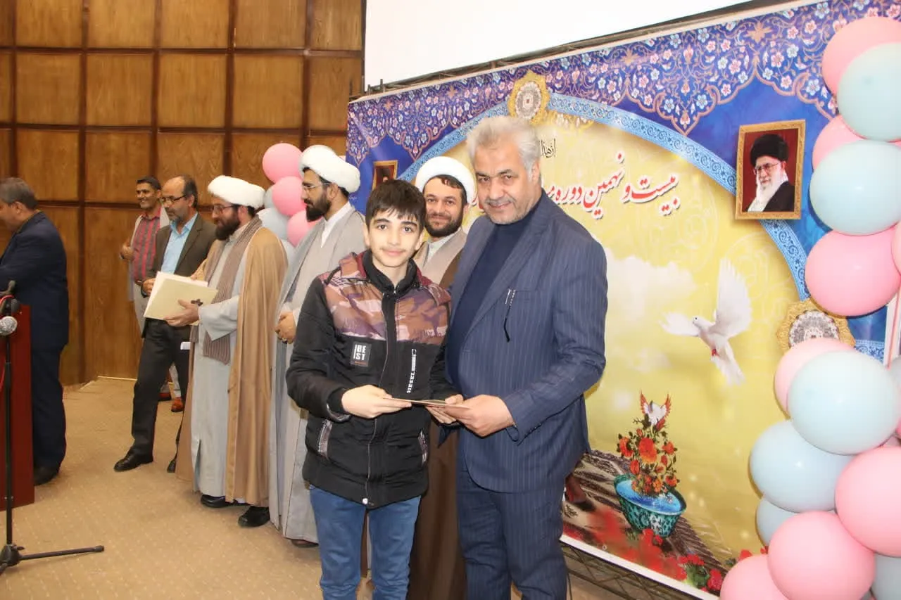 اقامه نماز محبوب ترین عمل نزد خداون است