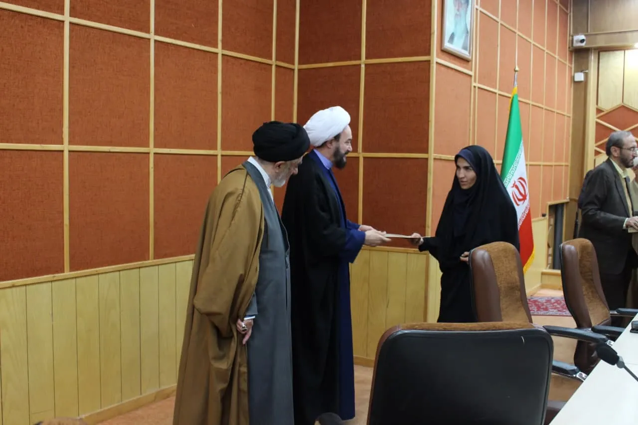 چهارمین گردهمایی فصلی دبیران اقامه نماز دستگاههای اجرایی استان قزوین برگزار شد