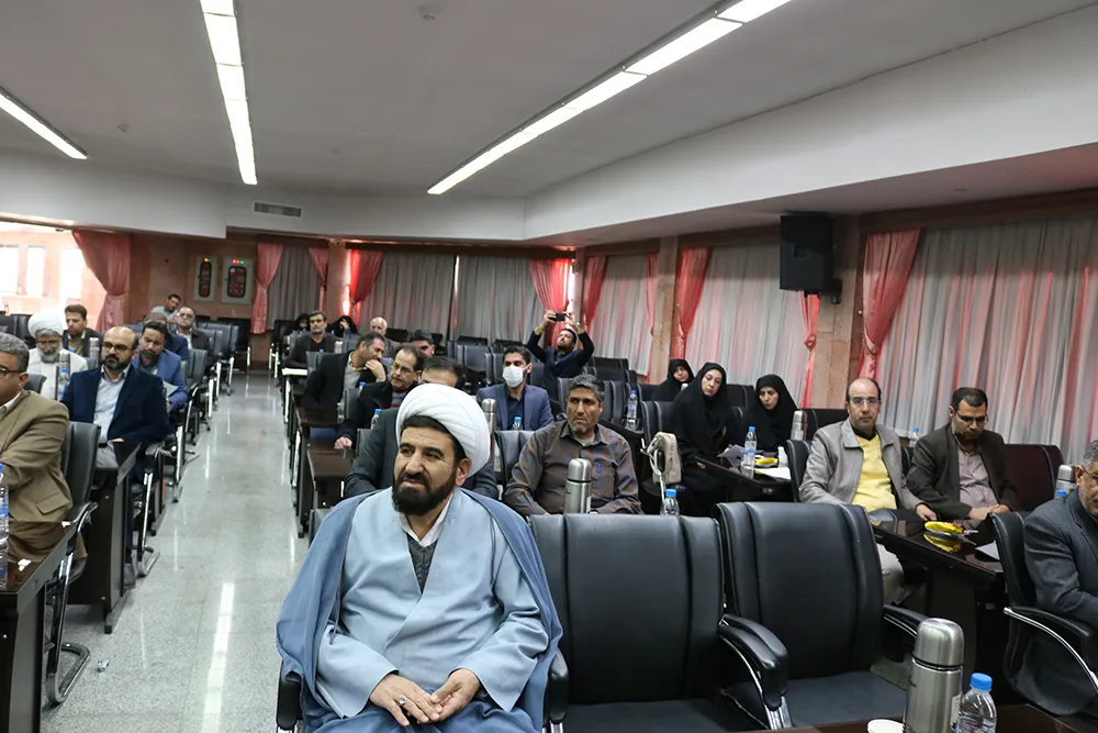 جلسه هم اندیشی رؤسای داشکده ها و نمایندگان ولی فقیه دانشگاه آزاد اصفهان