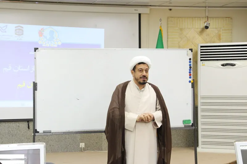 هفتمین نشست هسته مرکزی یاوران نماز قم برگزار شد