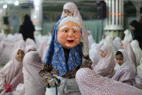 گزارش تصویری از جشن تکلیف هزار دانش آموز دختر در شهرکرد