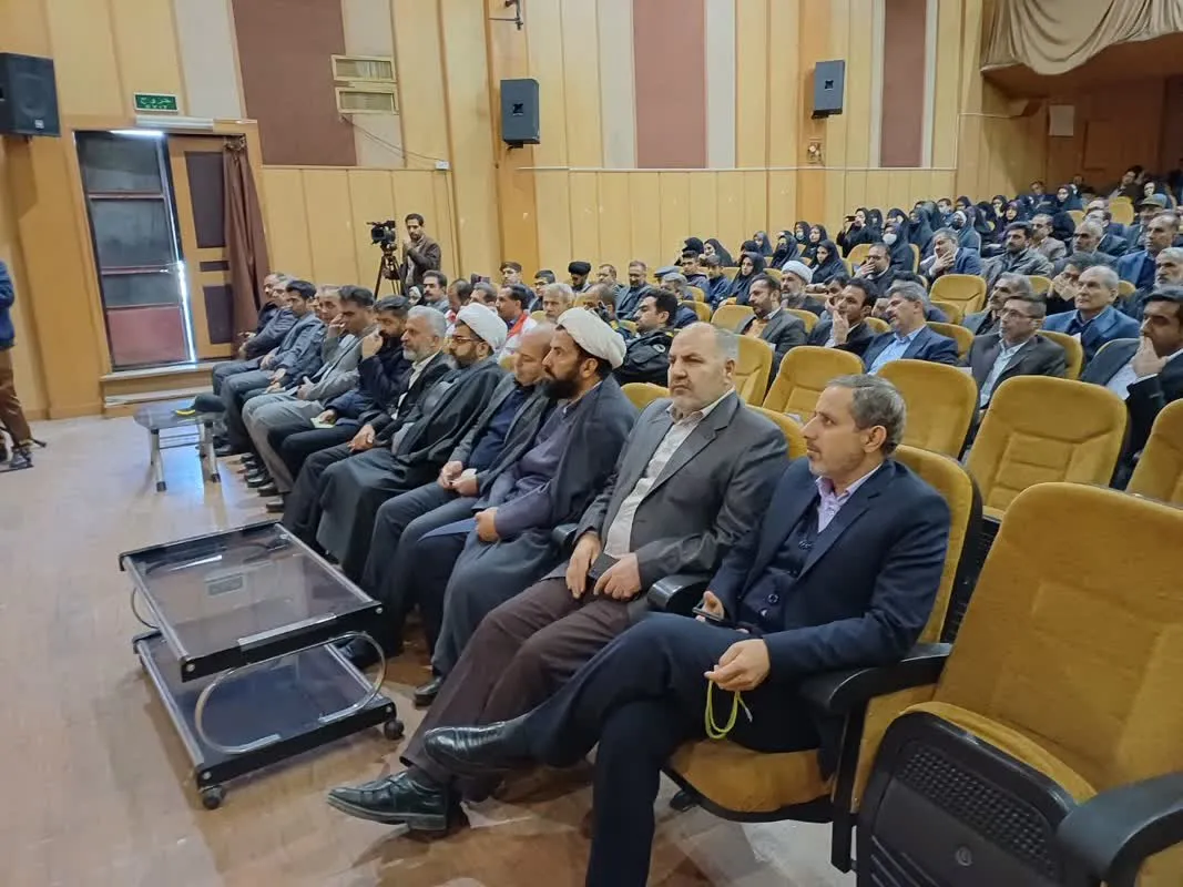 دهمین اجلاس نماز شهرستان شهرکرد برگزار شد