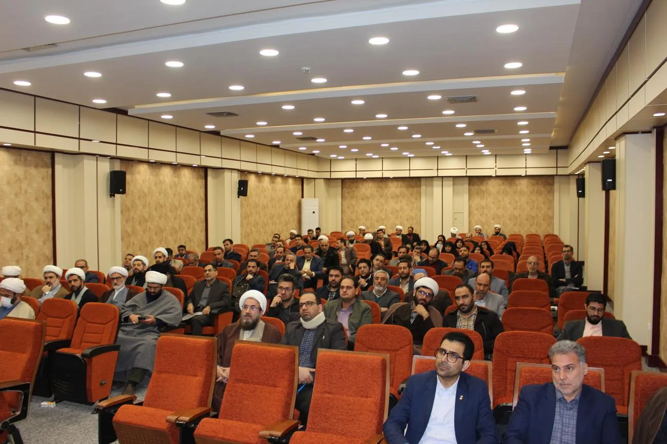 نشست فصلی دبیران ستاد اقامه نماز استان سمنان