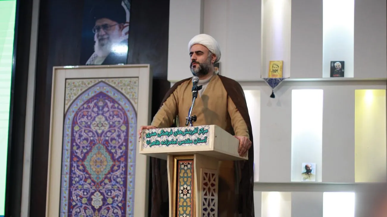 چهارمین همایش ائمه جماعت و دبیران نماز دستگاههای اجرائی استان برگزار شد