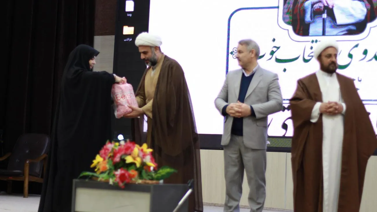 همایش تقدیر از پویش و جشنواره نماز خوب برگزار شد