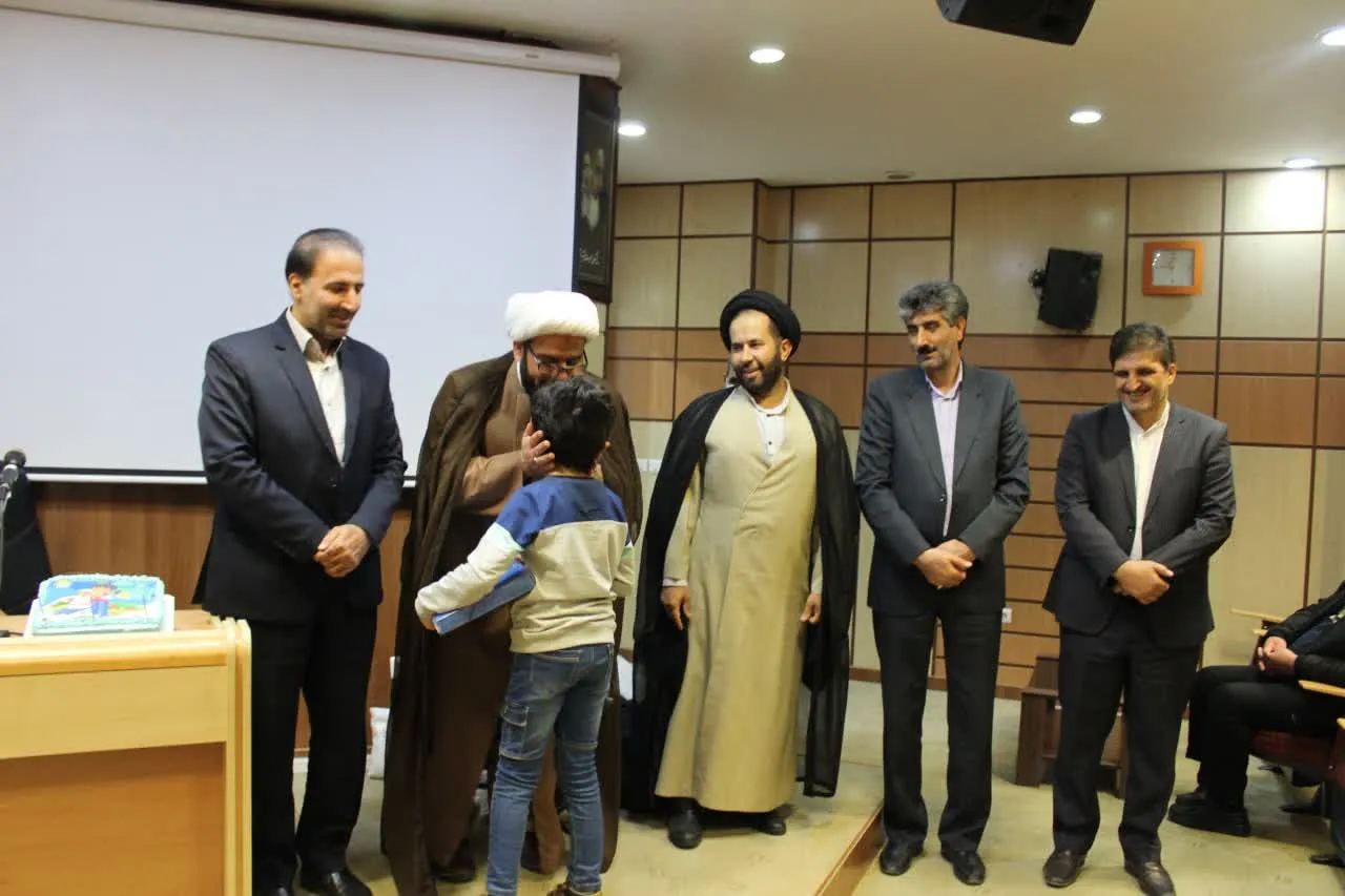 برگزاری عبادت کارکنان فرزندان بانک مسکن استان لرستان