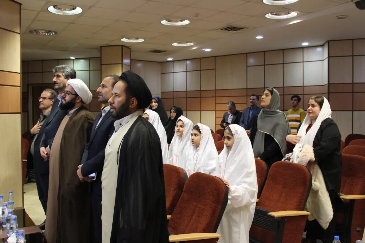 برگزاری عبادت کارکنان فرزندان بانک مسکن استان لرستان