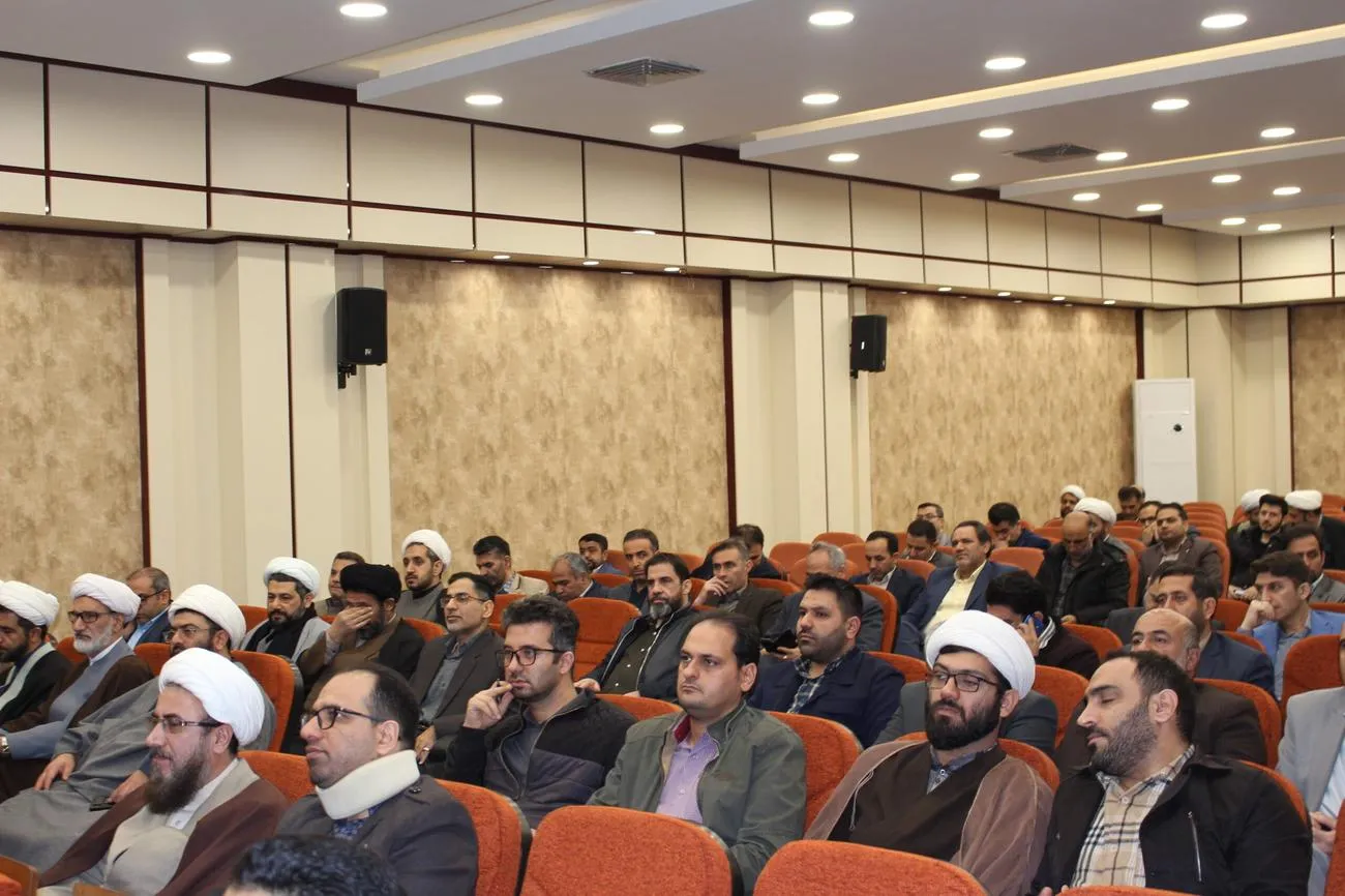 نشست فصلی دبیران ستاد اقامه نماز استان سمنان