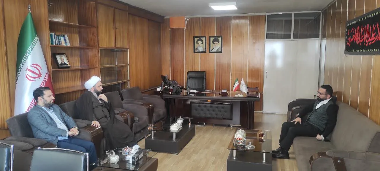 دیدار مدیر ستاد اقامه نماز آذربایجان غربی با معاونت توسعه مدیریت و منابع استانداری
