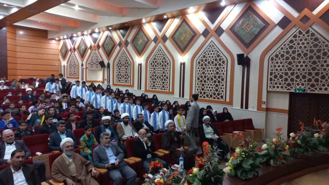 پنجمین اجلاسیه نماز دانش آموزی در شهرستان طبس برگزار شد