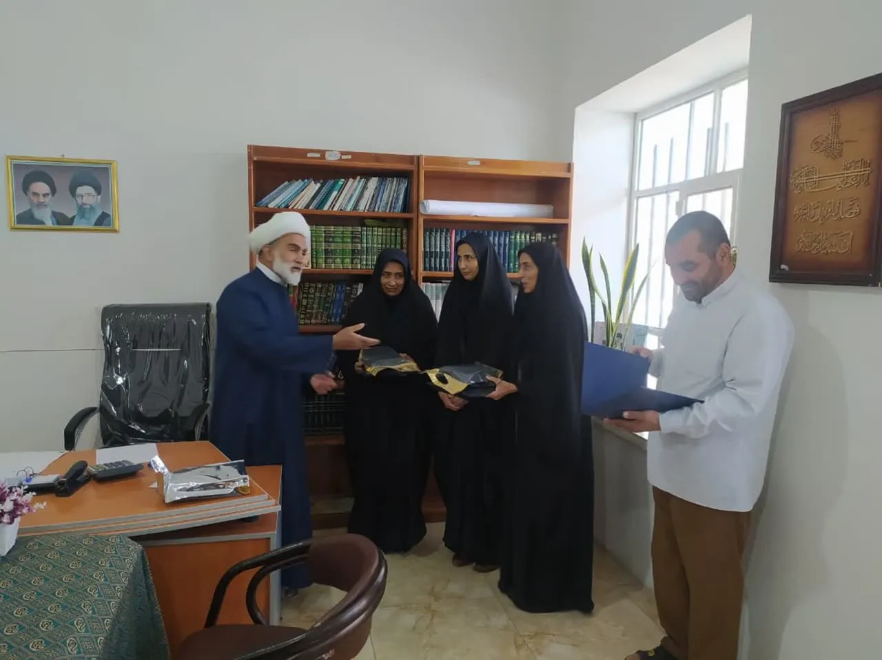 شرکت کنندگان در فراخوان فارس