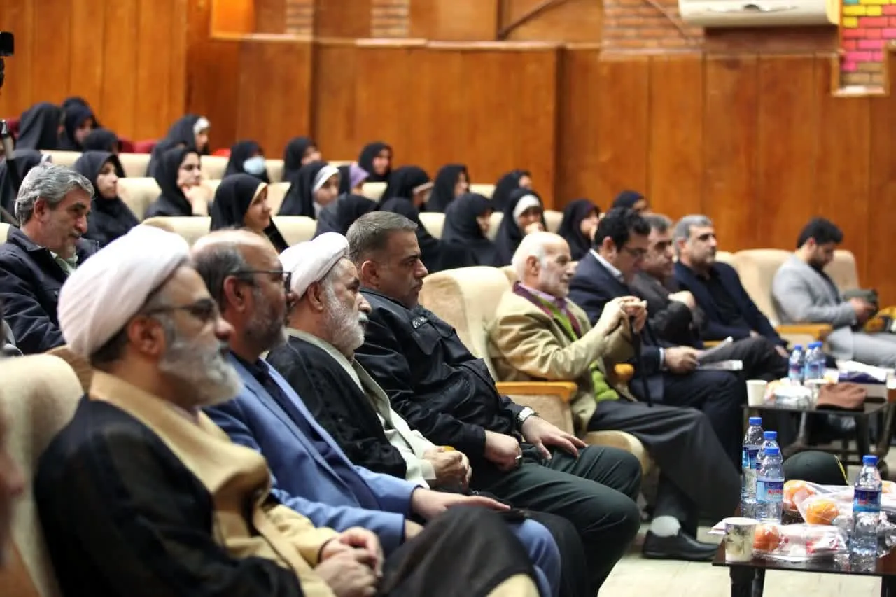 پنجمین اجلاس نماز دانش آموزی در کرمانشاه برگزار شد.-2