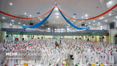 آیین جشن تکلیف ۲۵۰۰ دختر دانش آموزان ناحیه همدان برگزار شد