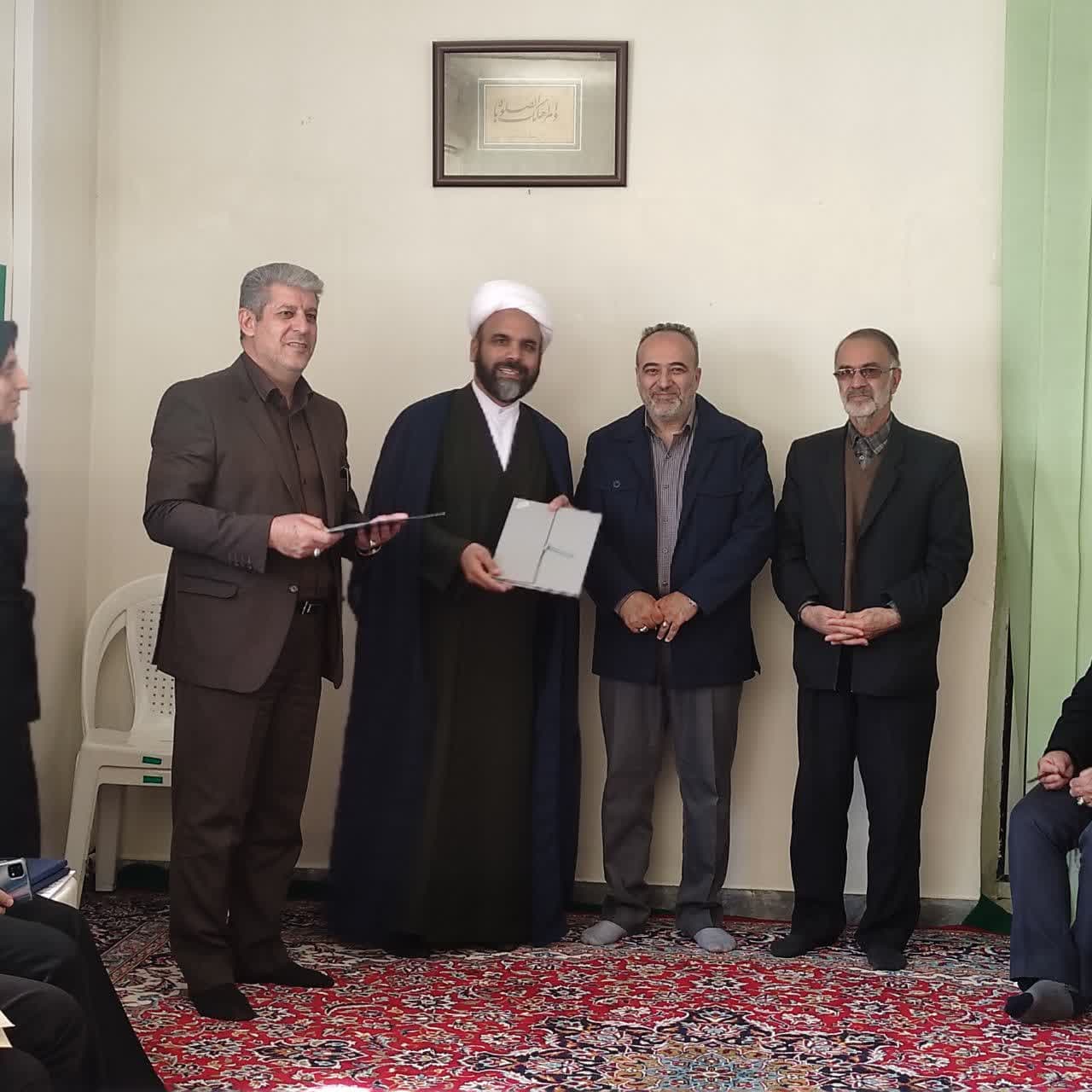 مراسم تجلیل از فعالان نماز فرهنگ و ارشاد اسلامی استان ایلام برگزار شد