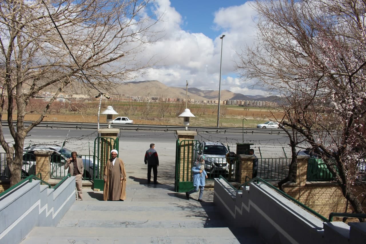 بازدید از نمازخانه های بین راهی در محورهای مواصلاتی استان مرکزی