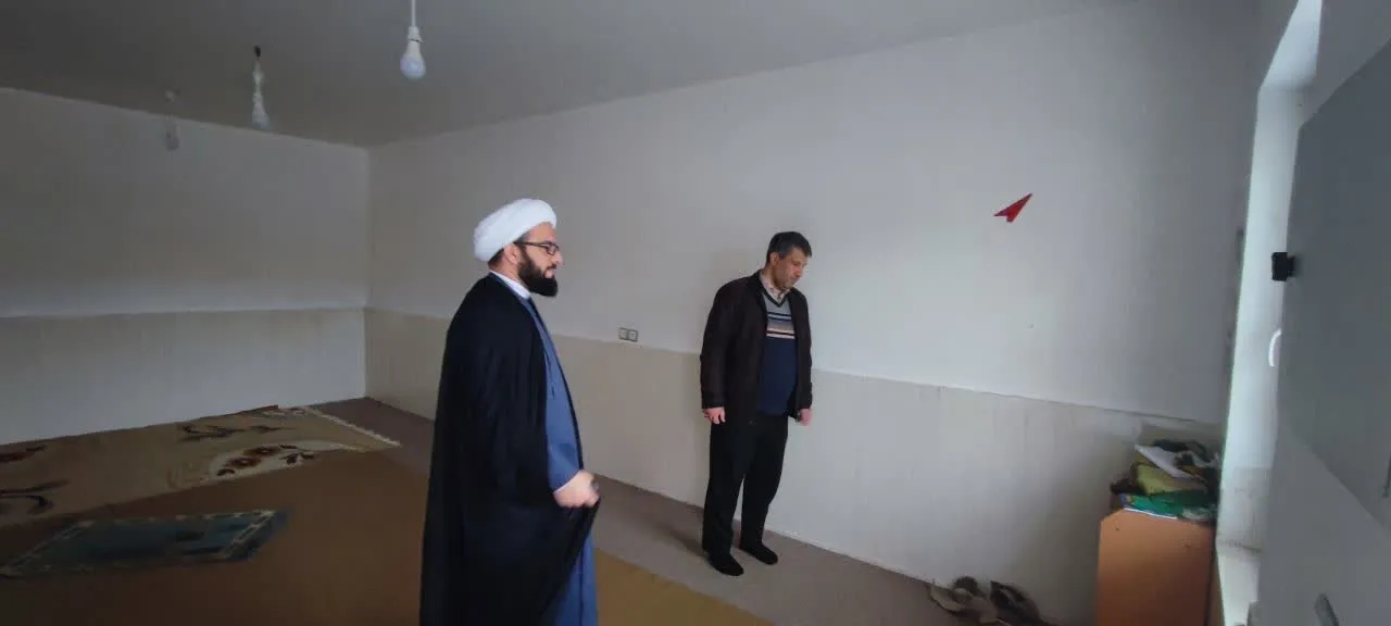 بازدید از نمازخانه ی بین راهی مجتمع خدماتی و رفاهی آریا