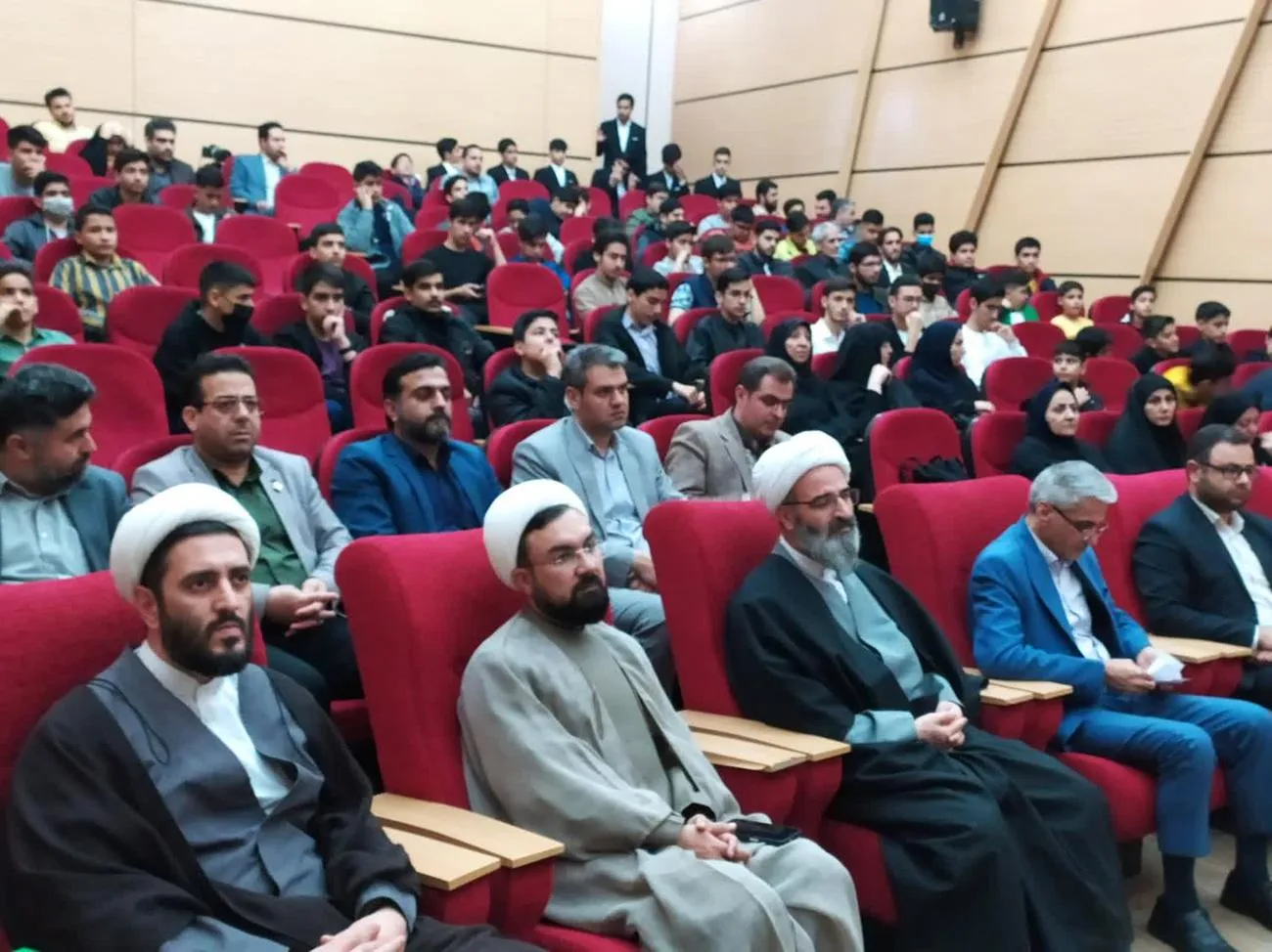 پنجمین اجلاسیه نماز دانش آموزی استان سمنان