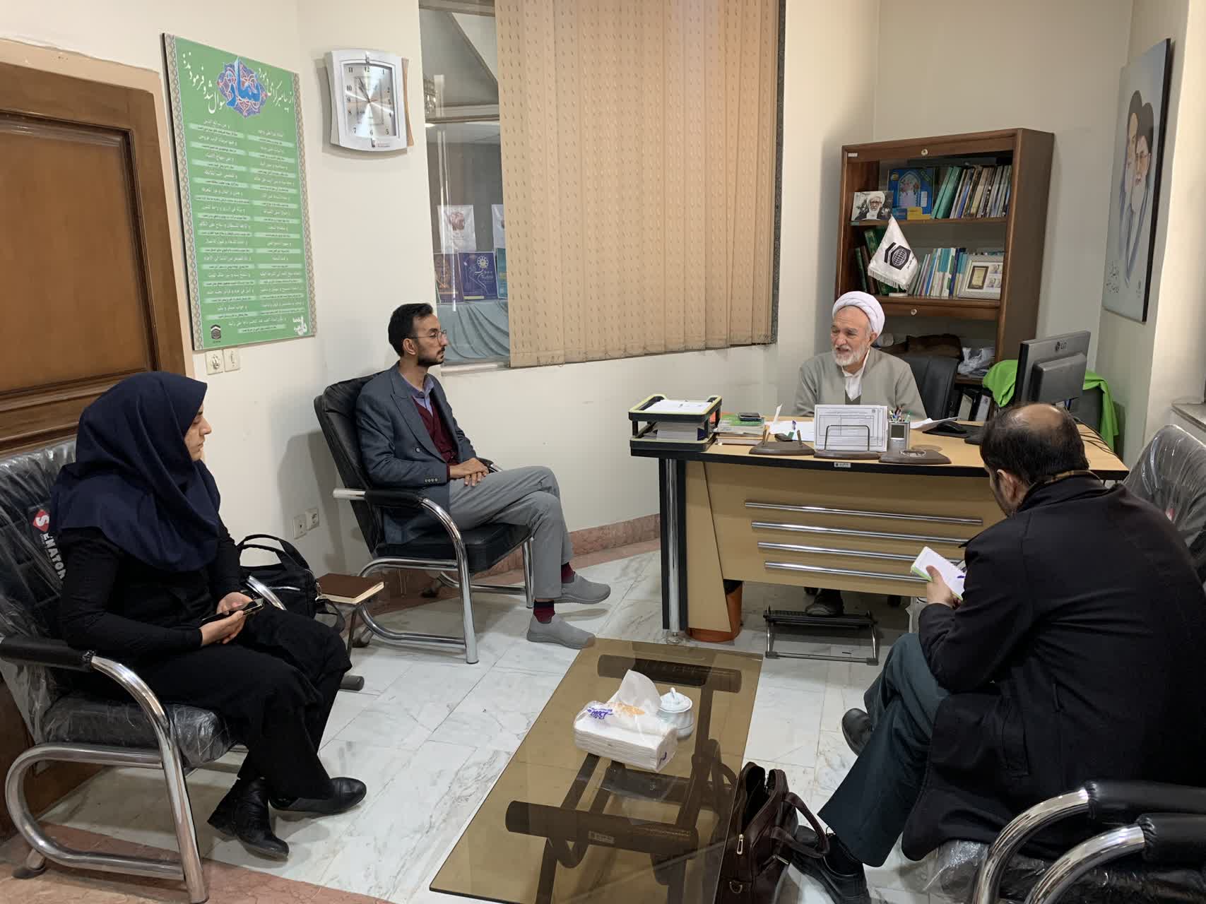 مدیر ستاد اقامه نماز خراسان رضوی در جمع اصحاب رسانه گزارش عملکرد سال 1402 و برنامههای ماه مبارک رمضان و ایام نوروز را تشریح کرد