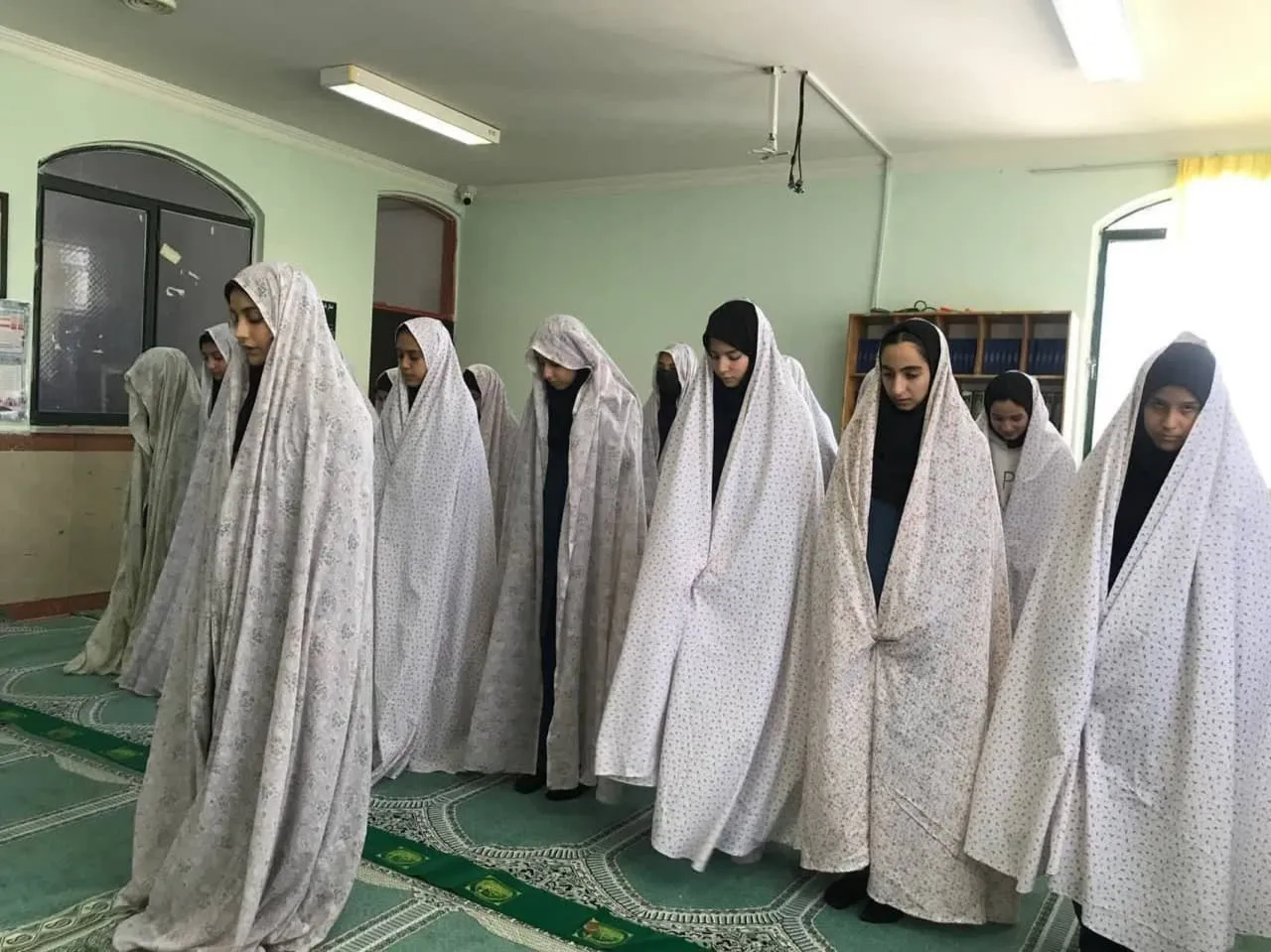 گفتگو با دبیر ستاد اقامه نماز شهرستان تخت سلیمان استان آذربایجان غربی