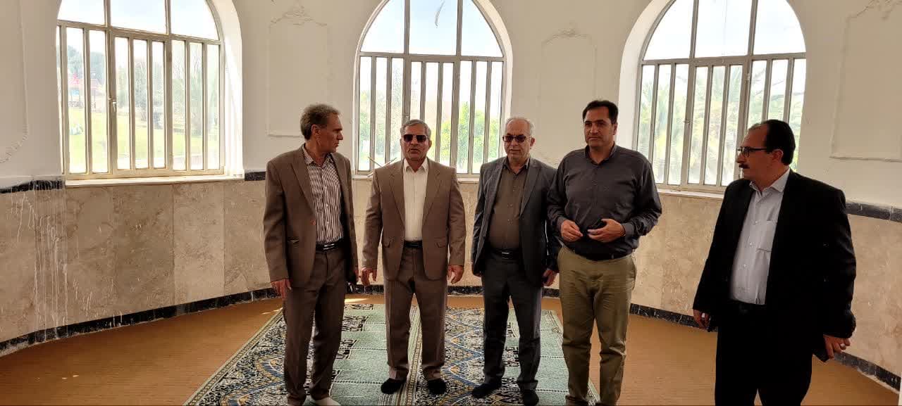 از مساجد و نماز خانه ها ی پارکها و راههای بین راهی قصرشیرین بازدید بعمل آمد-1