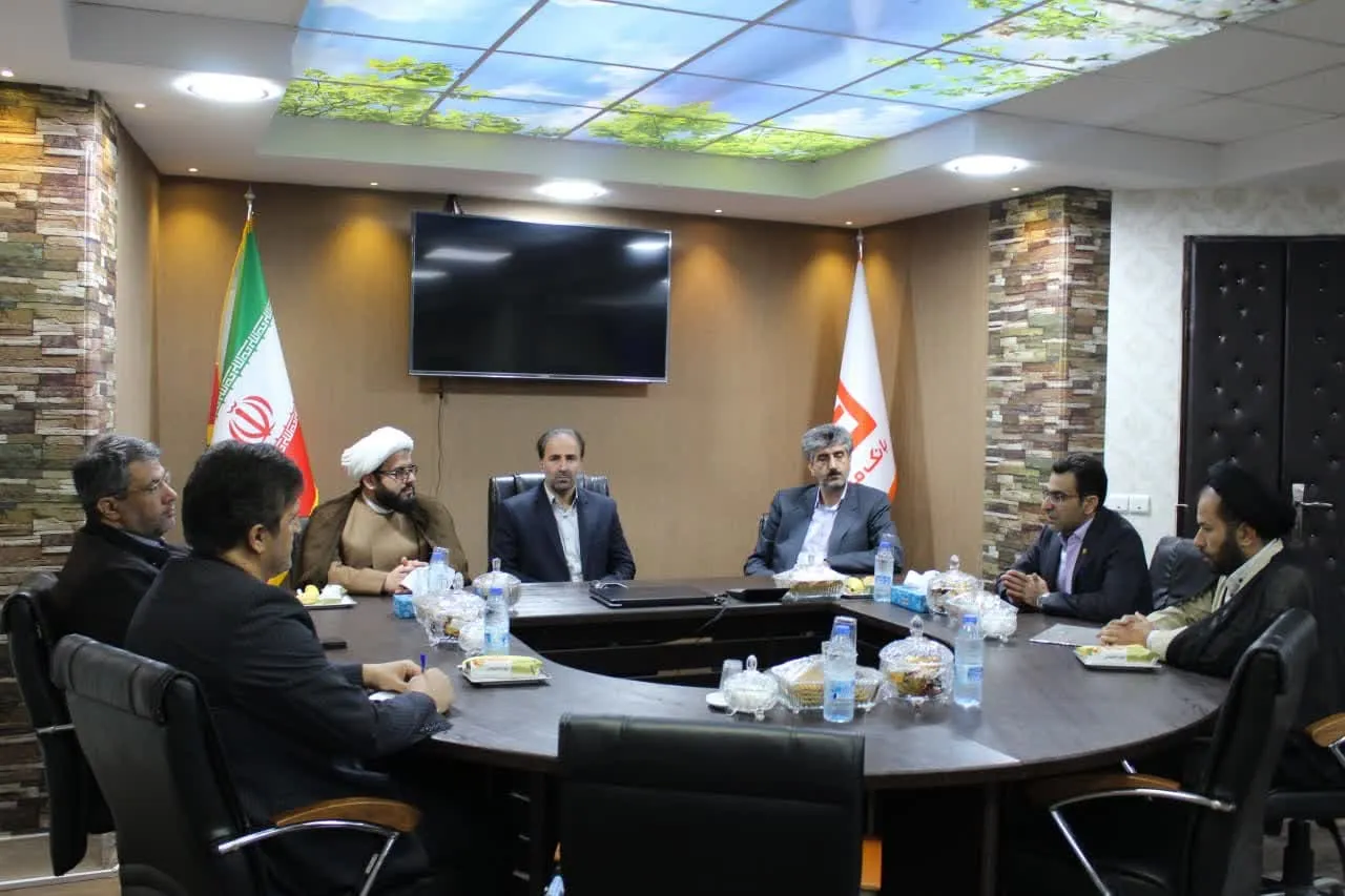 برگزاری شورای اقامه نماز سرپرستی بانک مسکن استان لرستان