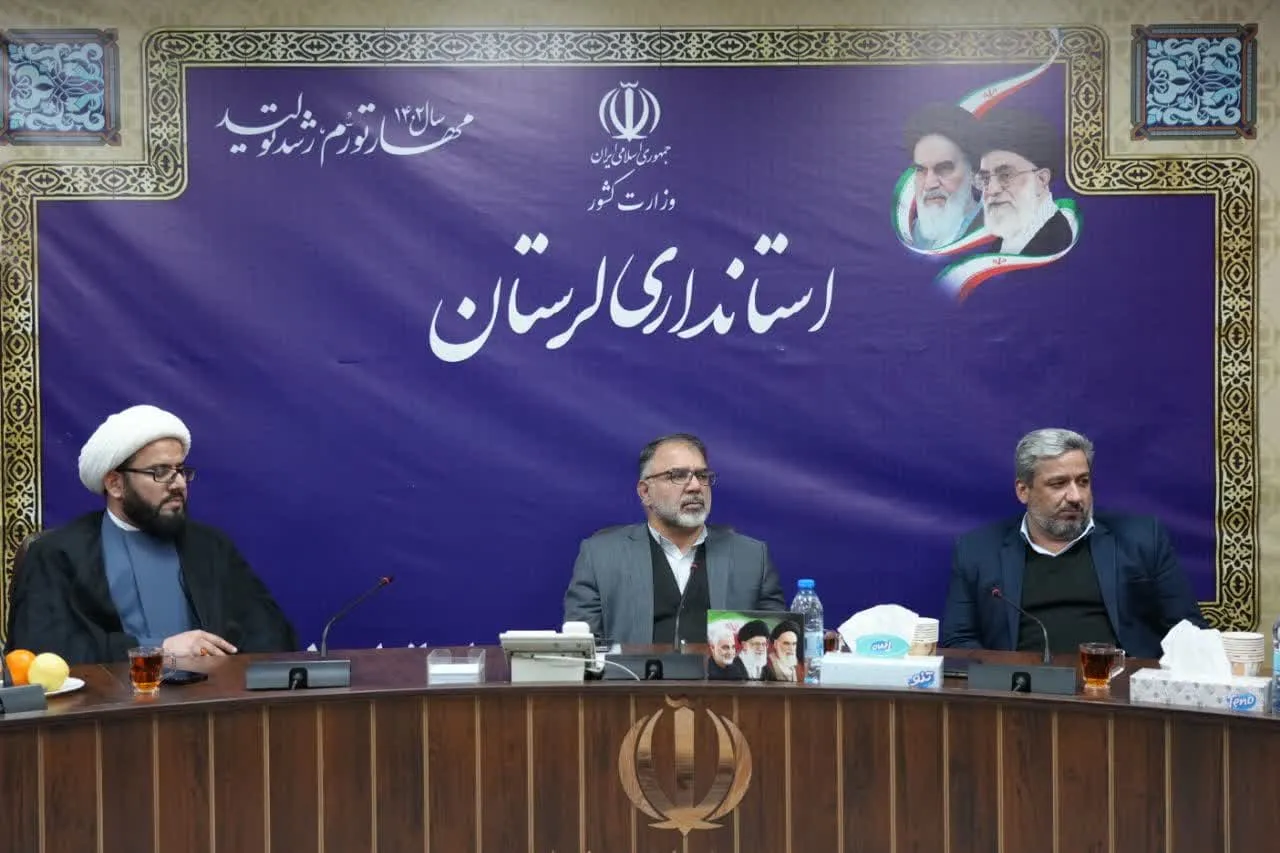 دیدار معاونت فرهنگ، آموزش و پژوهش ستاد اقامه نماز کشور با استاندار استان