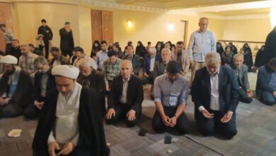 برپایی نماز جماعت در محوطه تالارفخرالدین اسعد گرگانی