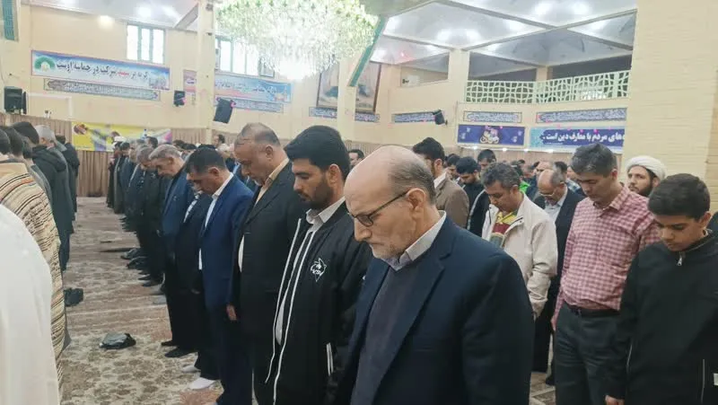 نماز عید سعید فطر در سر تا سر استان کردستان اقامه شد
