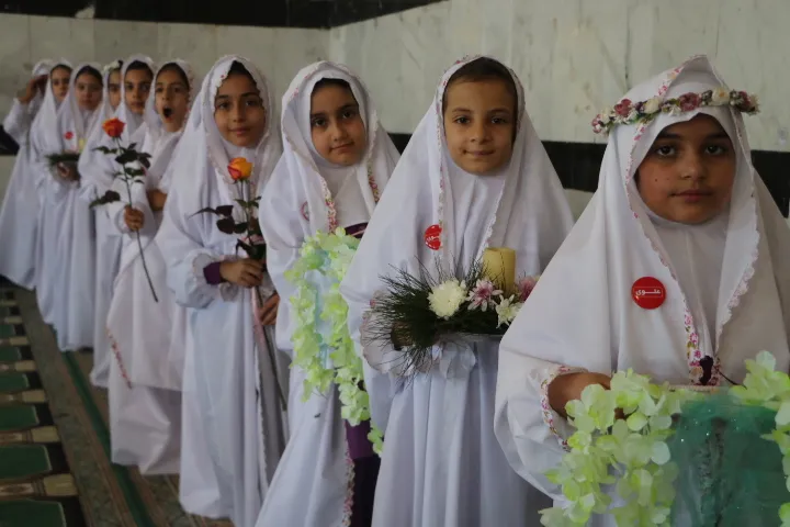 جشن تکلیف مدارس دخترانه شهرستان گچساران برگزار شد