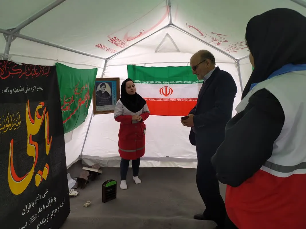 از خیمه های نماز بازدید بعمل آمد