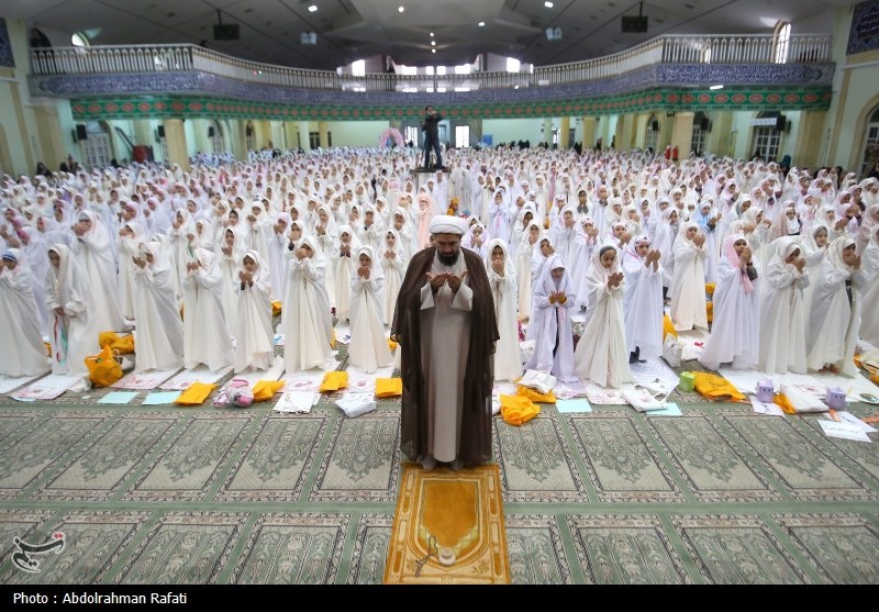 جشن فرشتهها با حضور ۱۳۱۰ دانشآموز دختر همدانی