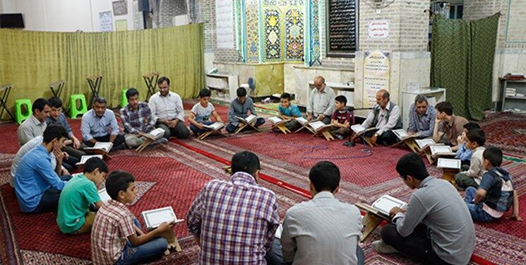 تقدیر از نوجوانان فعال در مساجد اصفهان
