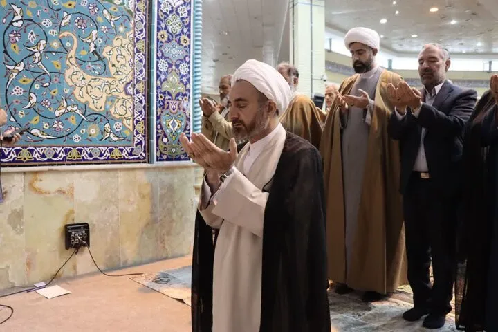 نماز عید سعید فطر در ایلام اقامه شد