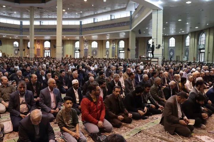 نماز عید سعید فطر در ایلام اقامه شد