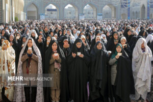 نماز عید سعید فطر در حرم مطهر رضوی اقامه شد+گزارش تصویری